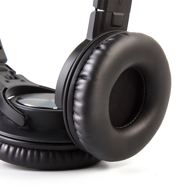 Vervaardiger van studio-oorfone