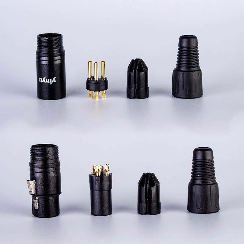 asopo XLR ti a fi goolu bo akọ obinrin