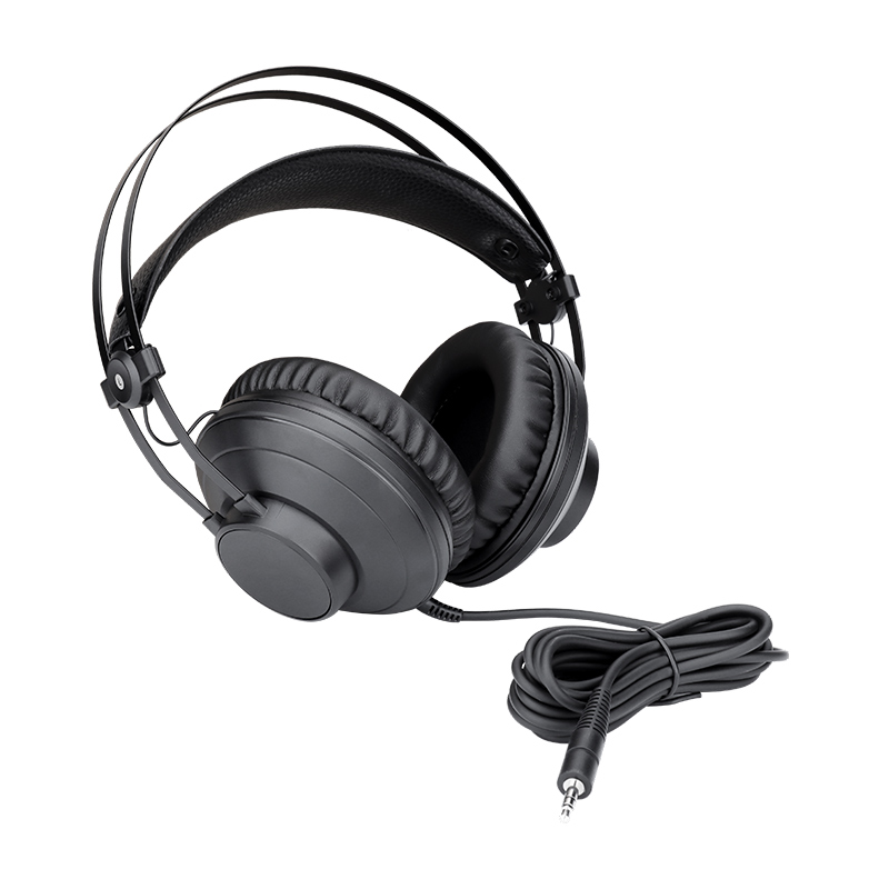 စတူဒီယိုနားကြပ်ထုတ်လုပ်သူ တရုတ်နိုင်ငံ