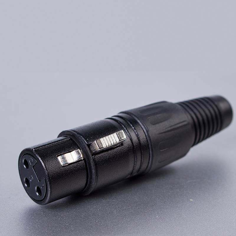 asopo XLR ti a fi goolu bo akọ obinrin