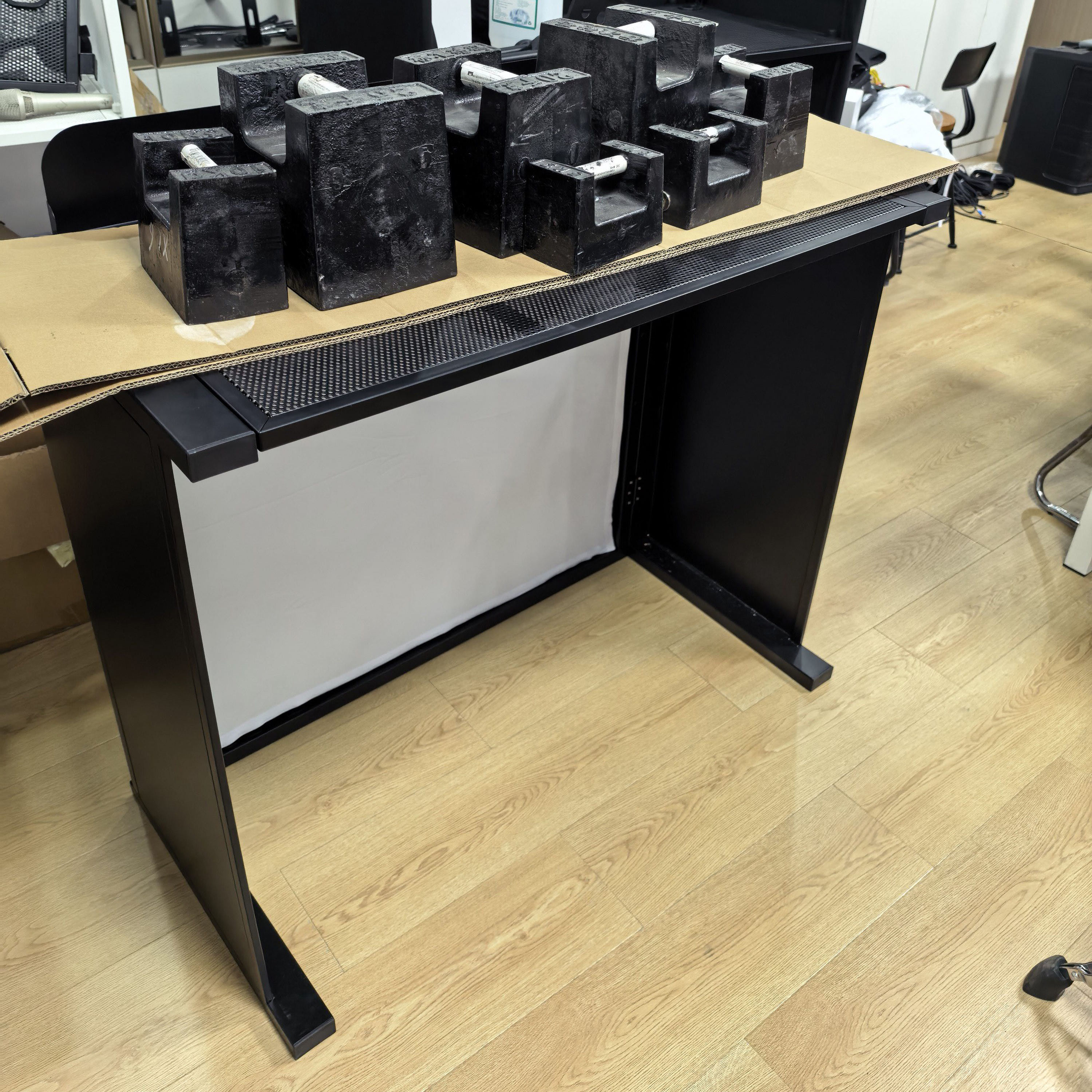 Foldable DJ Table FS014 with Cup Holder and Laptop Mount - Wholesale China Factory