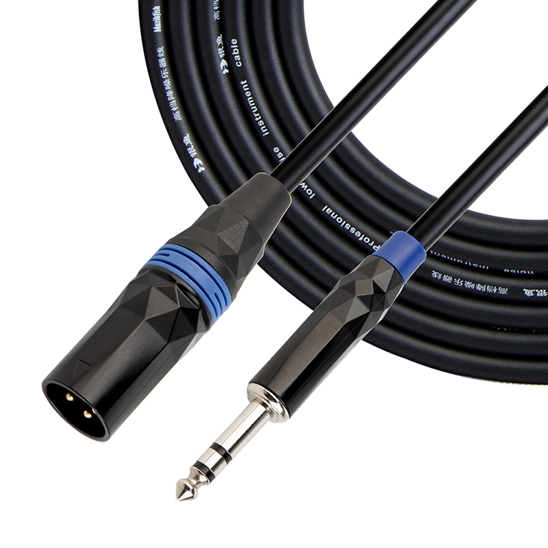 XLR to 1/4 cable