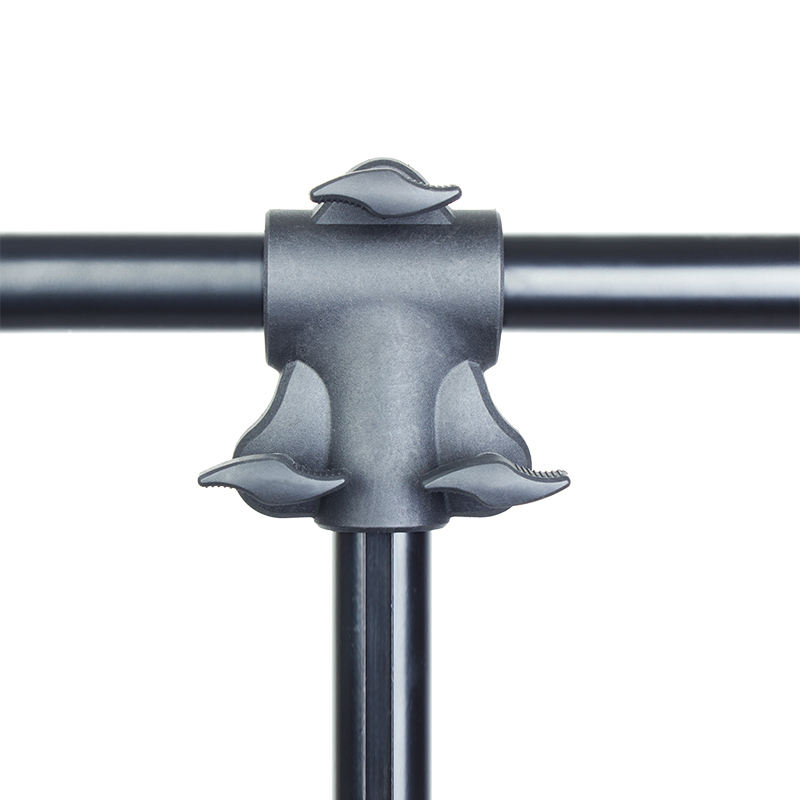 T-bar lighting stand