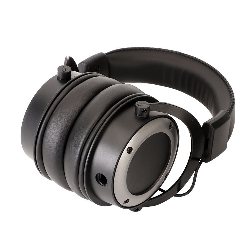 over ear headphone manufacturer
