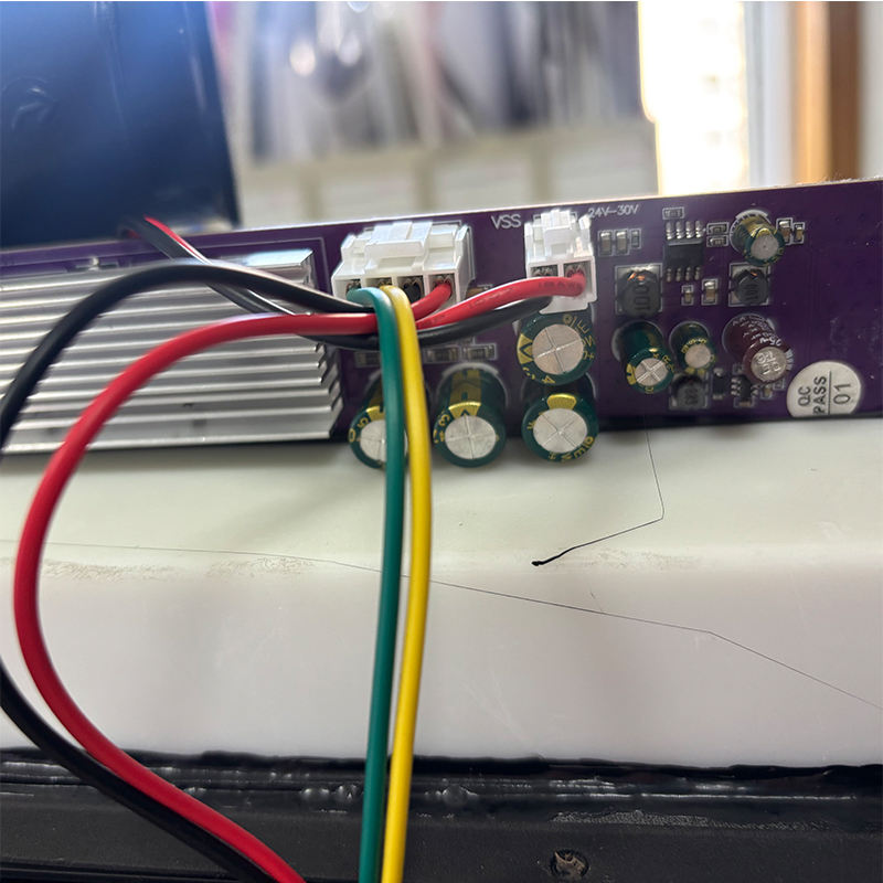 active monitor with frequency adjust