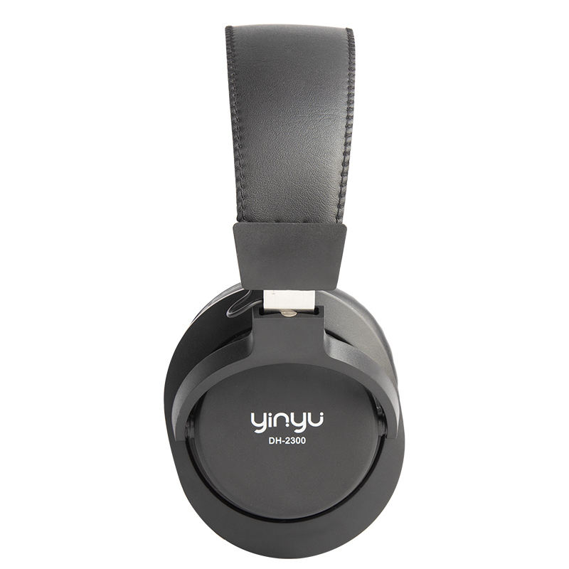 studio headphones manufacturer